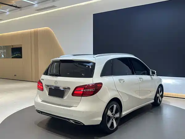 Mercedes-Benz B-Class 2018