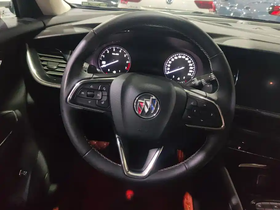 Buick Envision Plus 2023 — фото 15