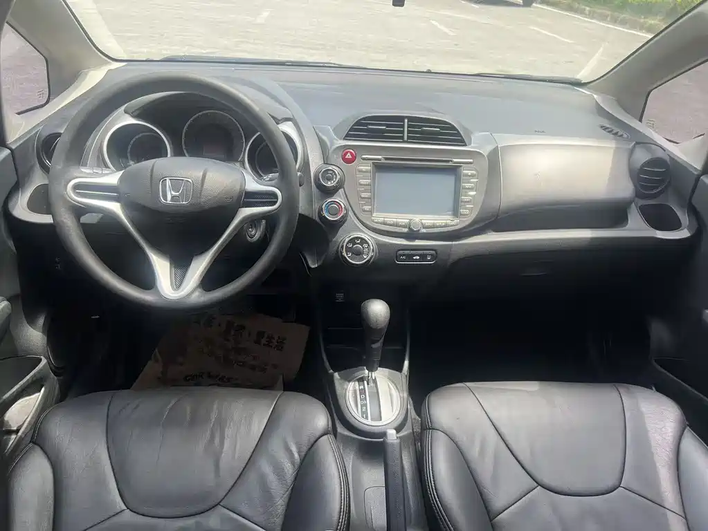 Honda Fit 2013 — фото 11