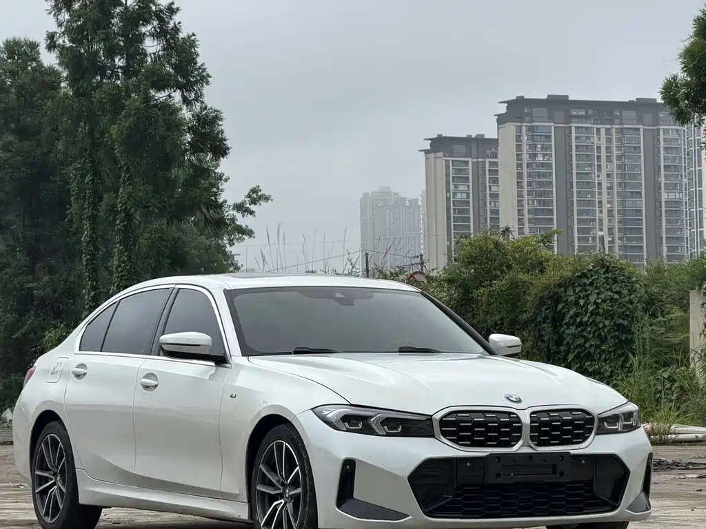 BMW 3 Series 2024