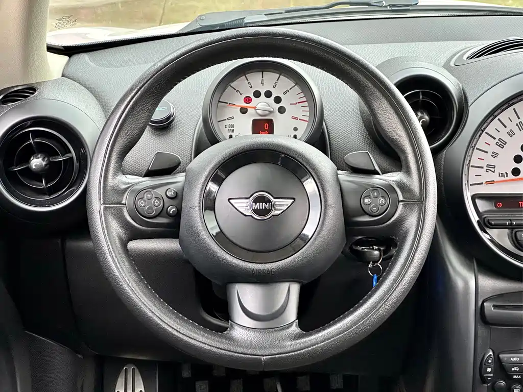 MINI Countryman 2013 — фото 13