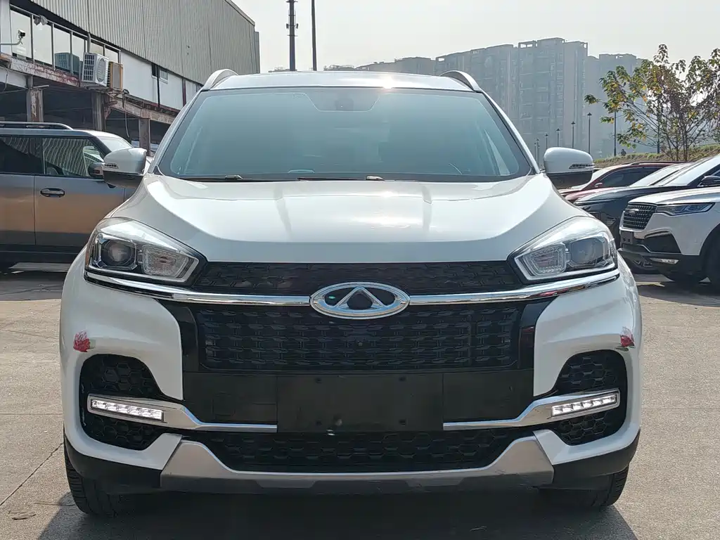 Chery Tiggo 8 2018 — фото 18