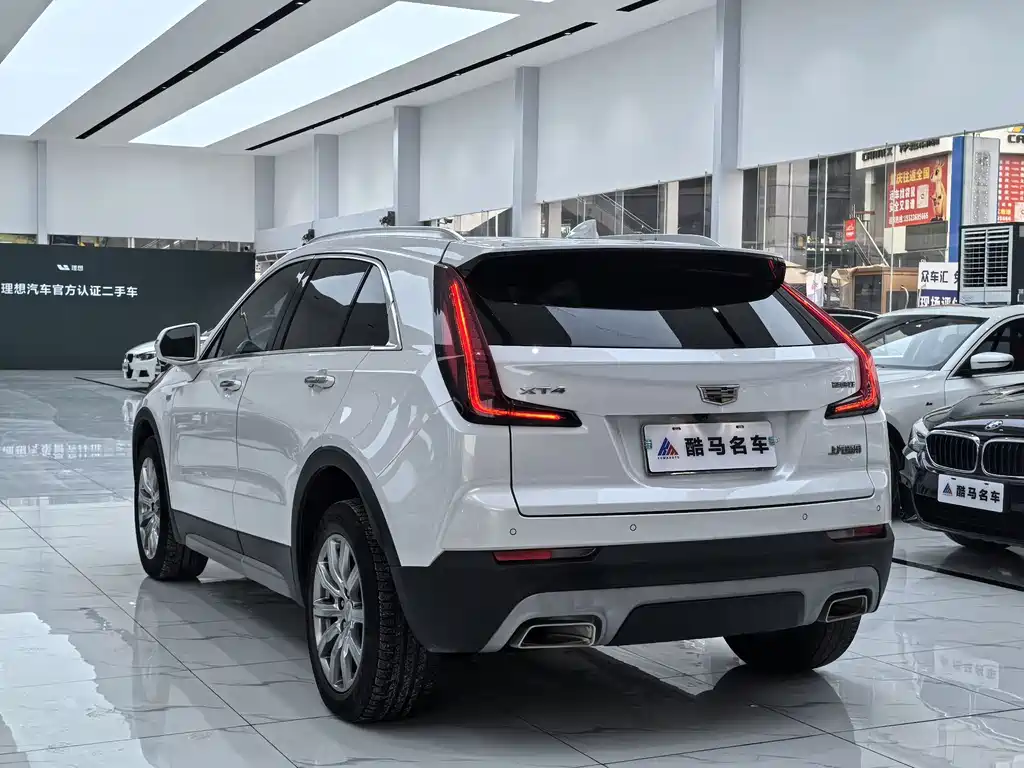 Cadillac XT4 2021 — фото 13