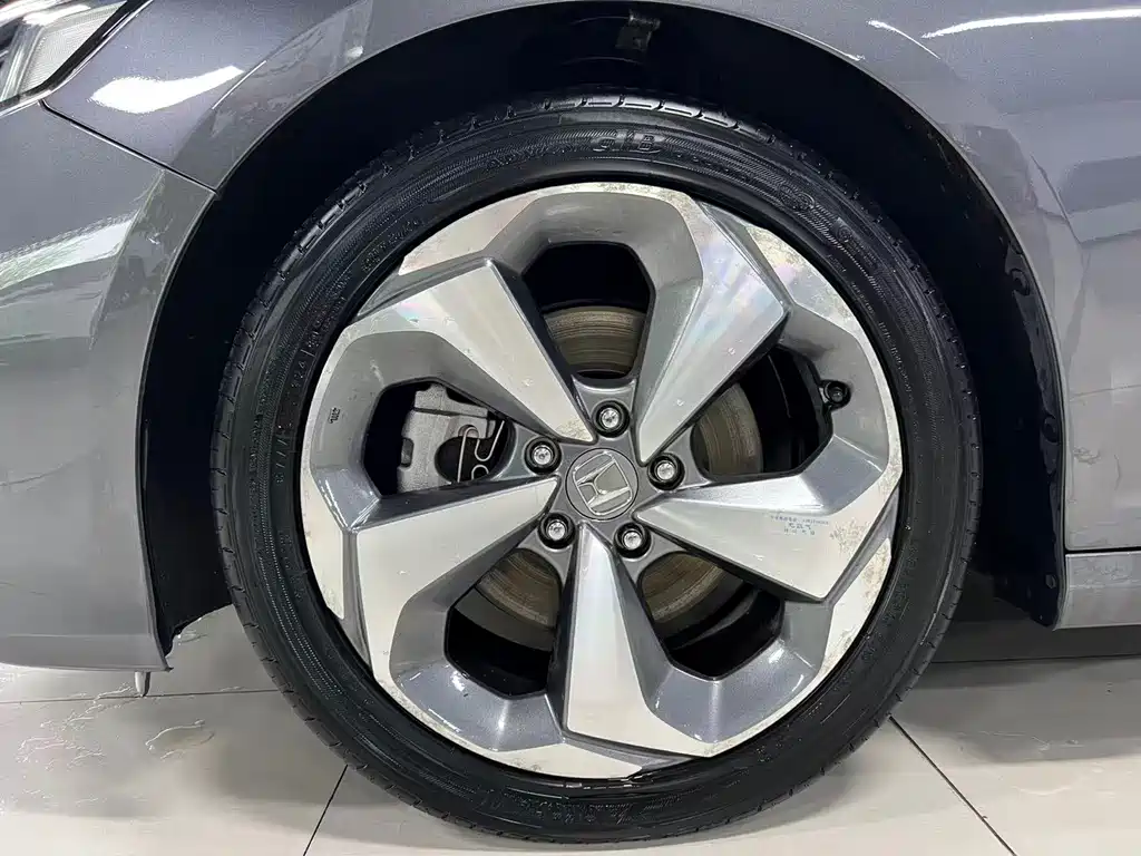 Honda Accord 2020 — фото 19