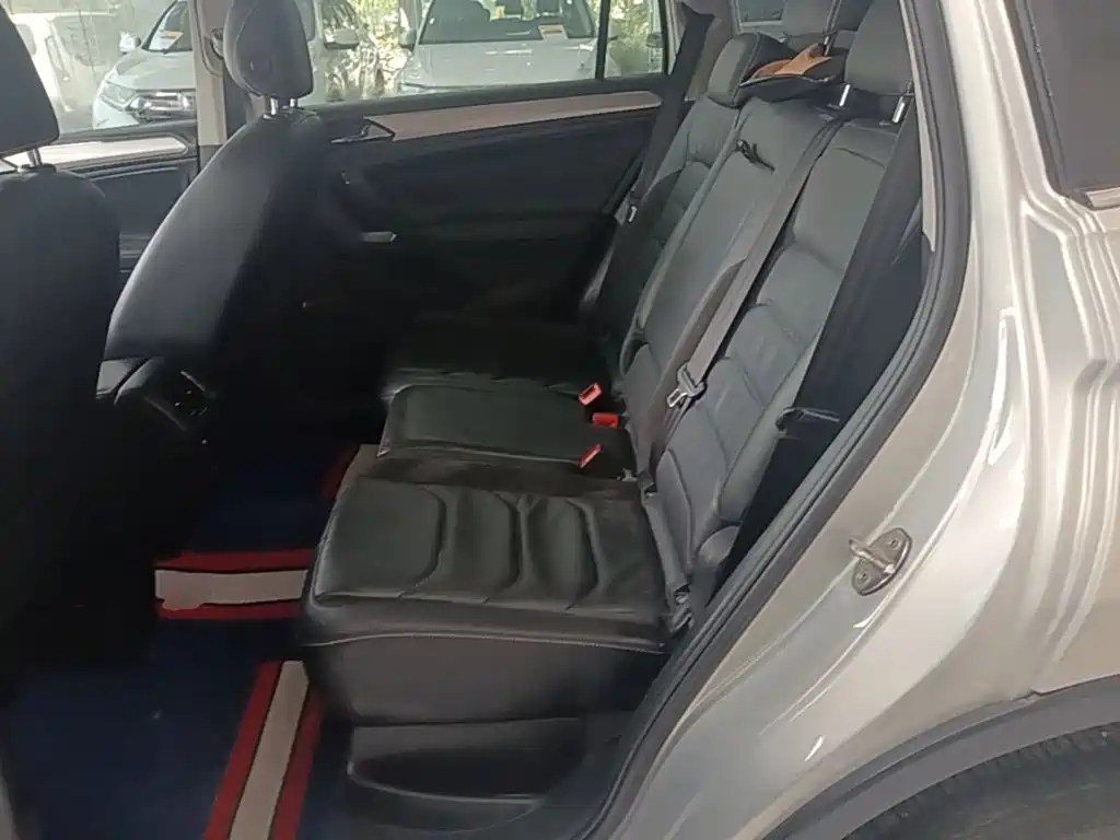 Volkswagen Tiguan L 2019 — фото 17