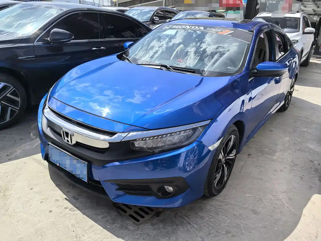 Honda Civic 2017 — фото 1