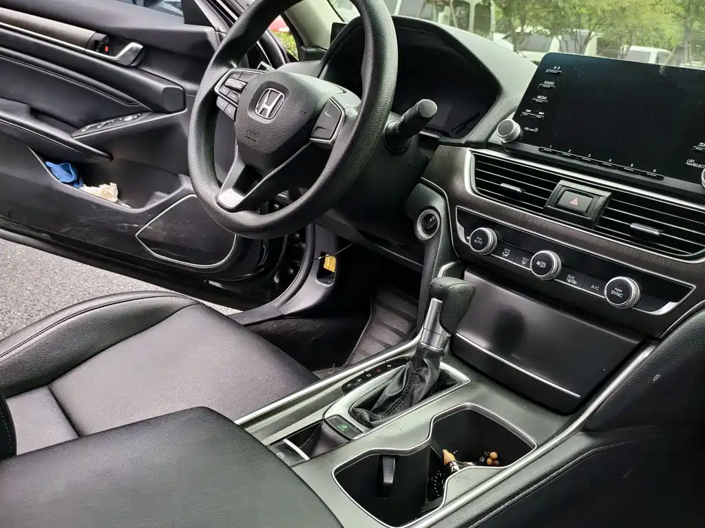 Honda Accord 2019 — фото 13