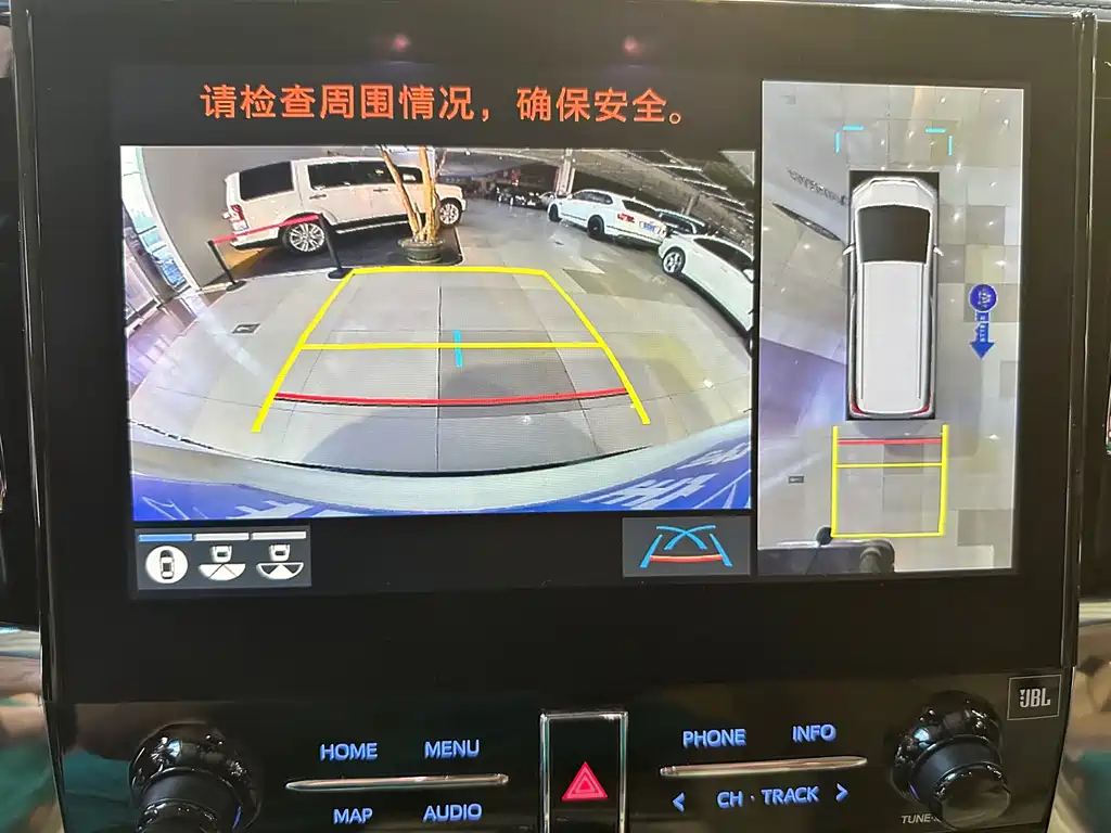 Toyota Alphard 2021 — фото 12