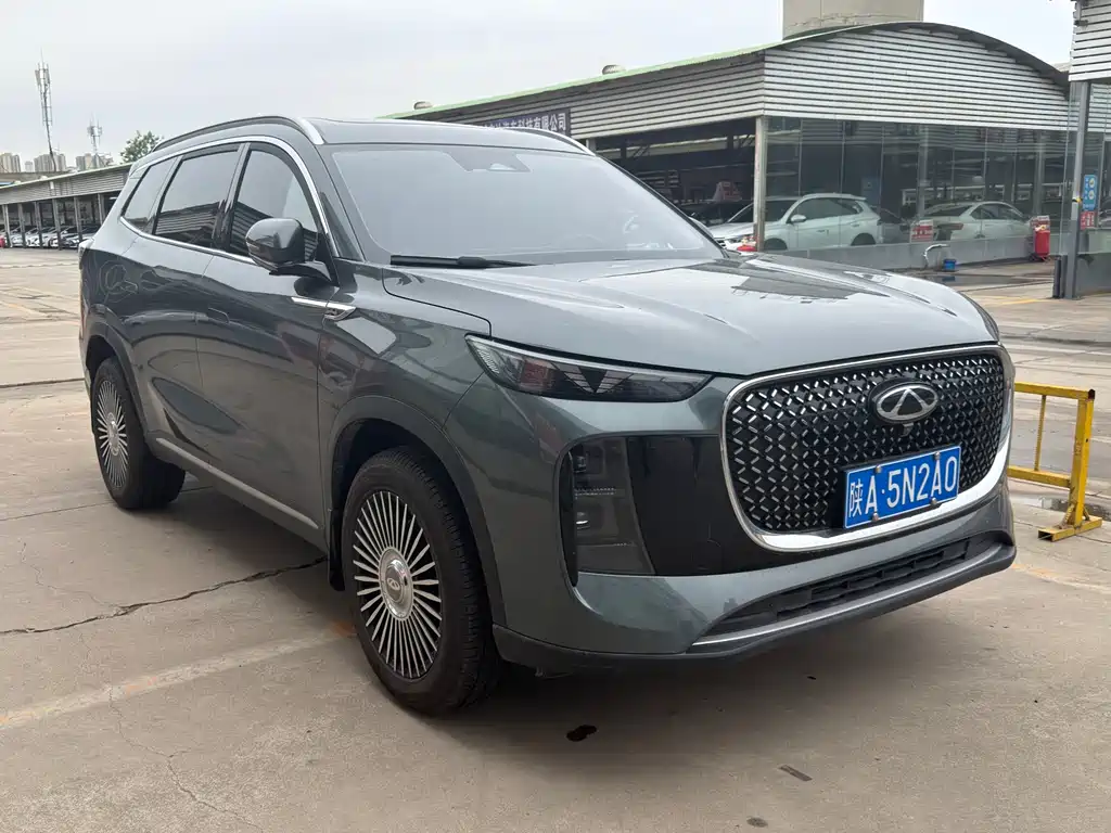 Chery Tiggo 8 PLUS 2025 — фото 3