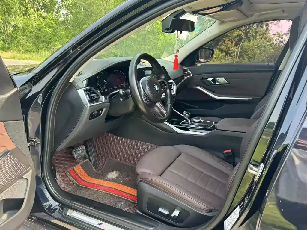 BMW 3 Series 2021