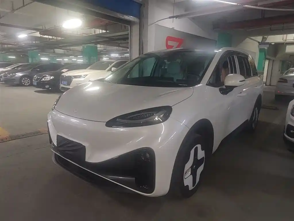 ARCFOX S 2024