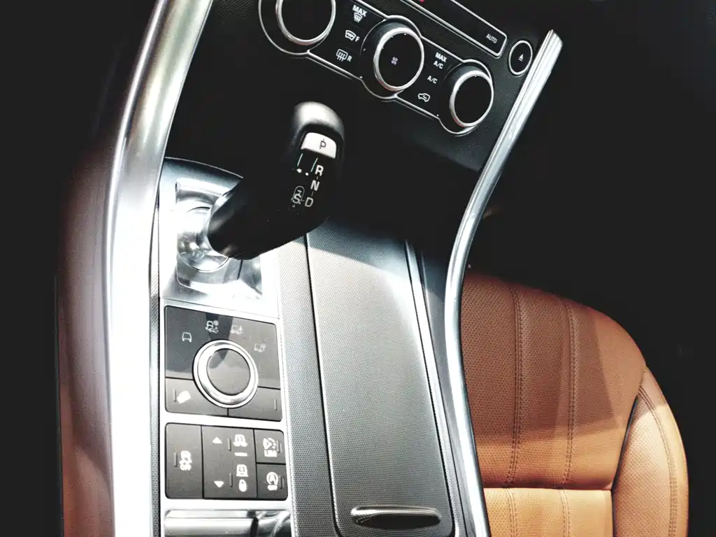 Land Rover Sport 2017 — фото 19
