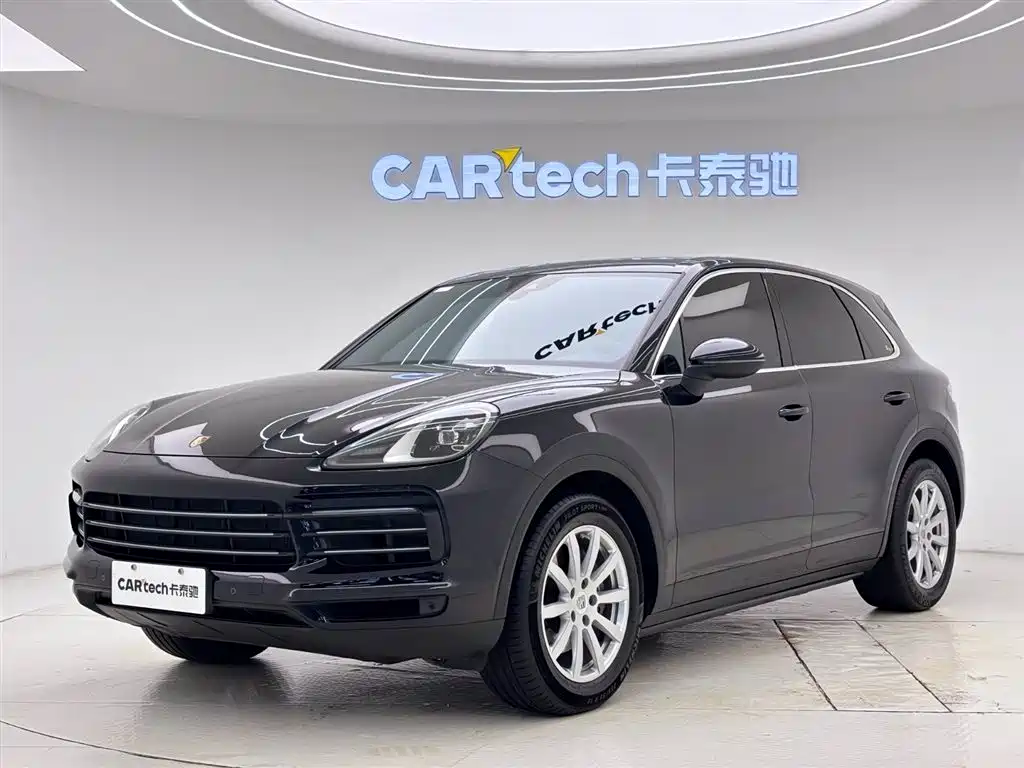 Porsche Cayenne 2020 — фото 1
