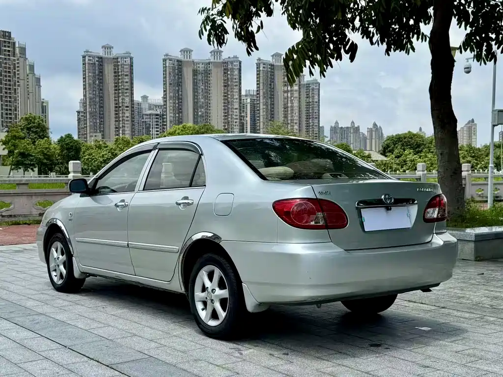 Toyota Corolla 2006 — фото 9