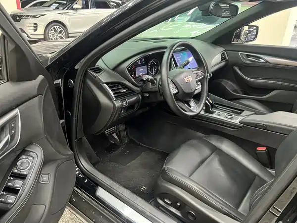 Cadillac CT5 2023