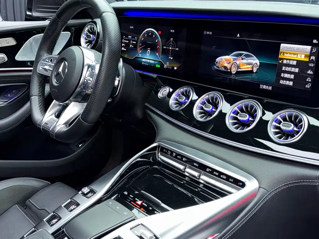 Mercedes-Benz AMG GT 2019 — фото 20
