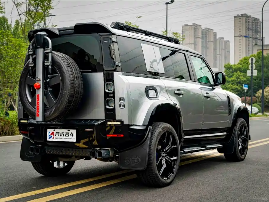 Land Rover Defender 2022 — фото 4