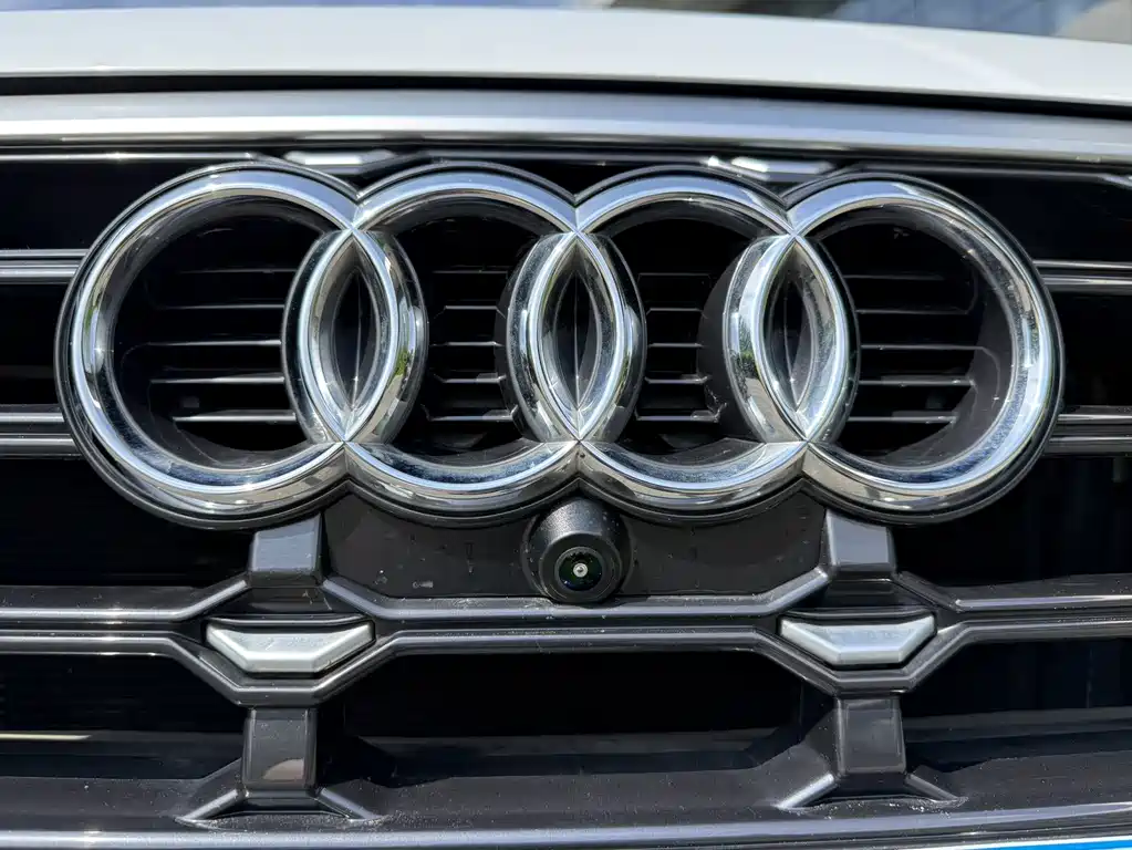 Audi Q3 2022 — фото 21