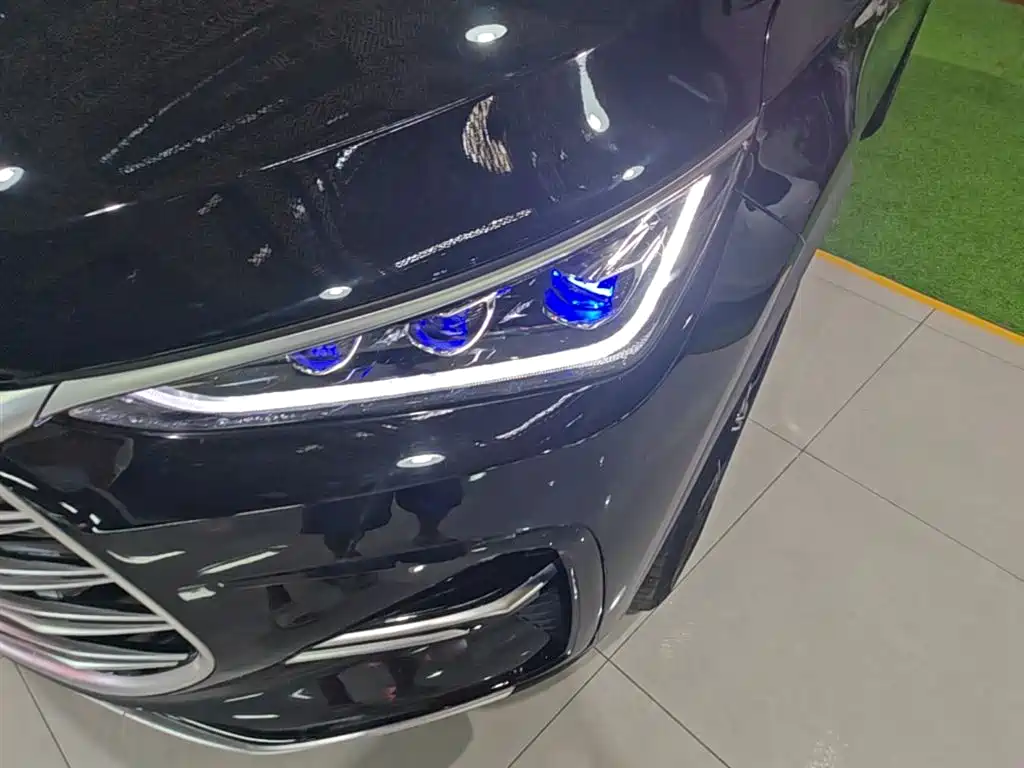 BYD Tang New Energy 2022 — фото 24