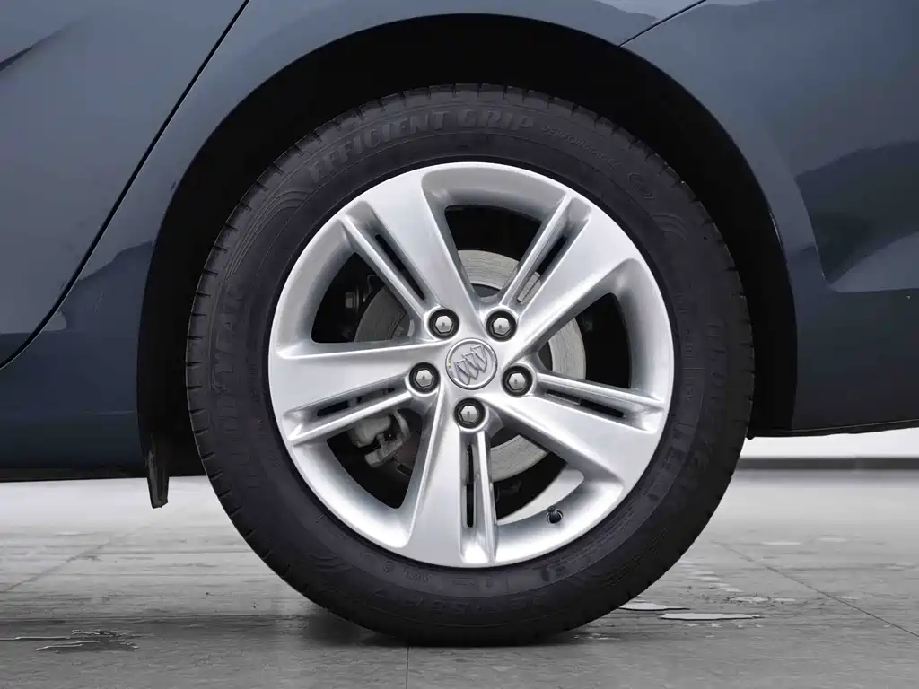 Buick Regal 2020 — фото 19