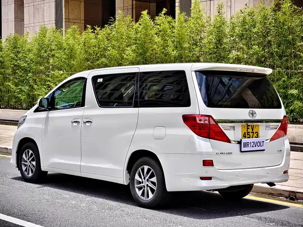 Toyota Alphard 2012