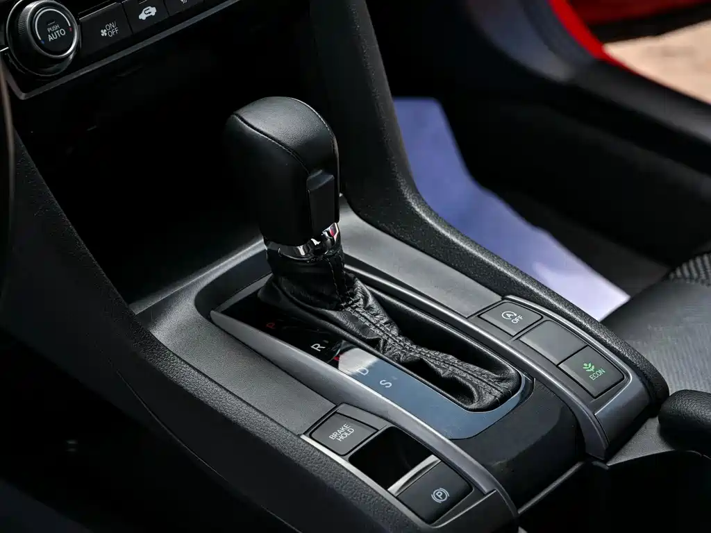 Honda Civic 2020 — фото 10