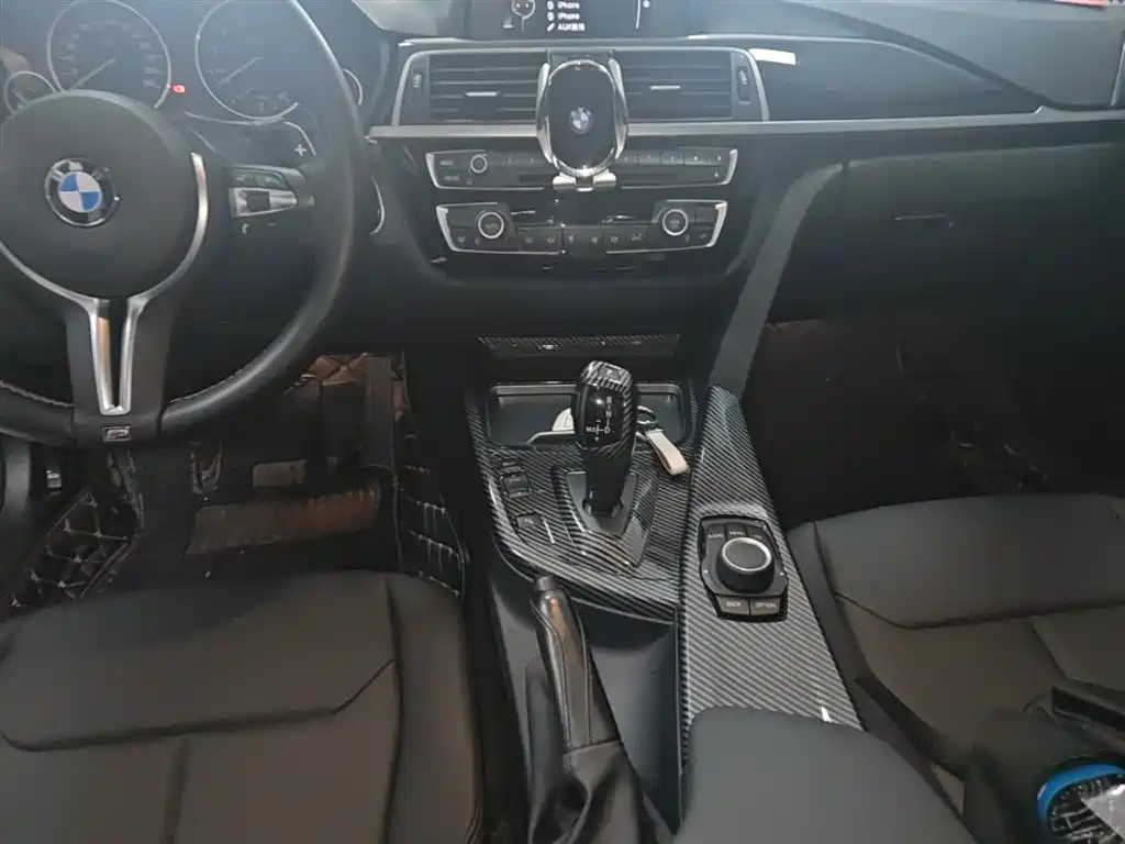BMW 3 Series 2017 — фото 10