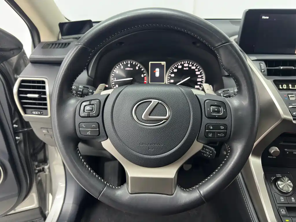 Lexus NX 2021 — фото 12