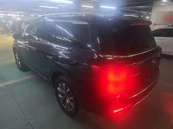 GAC Trumpchi GS8 2017