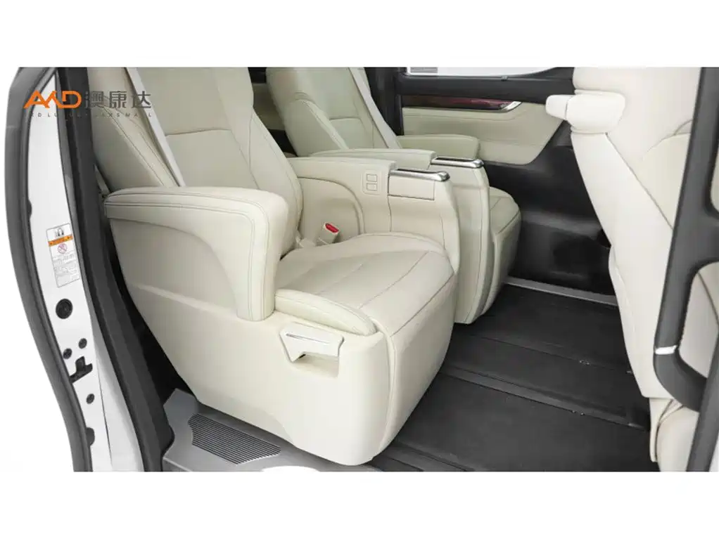 Toyota Alphard 2016 — фото 8