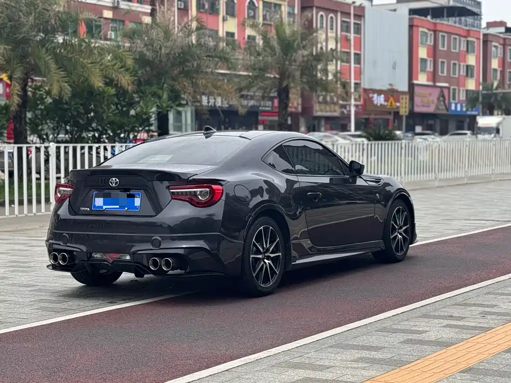 Toyota 86 2017 — фото 15