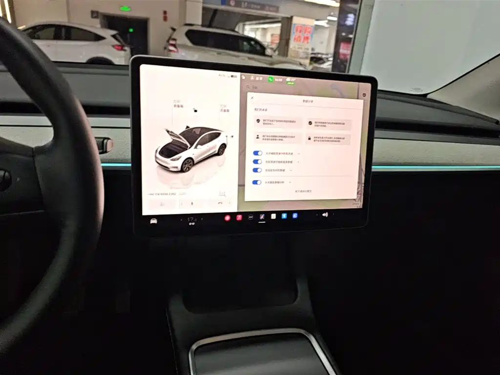 Tesla Model Y 2024 — фото 13