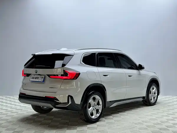 BMW X1 2023
