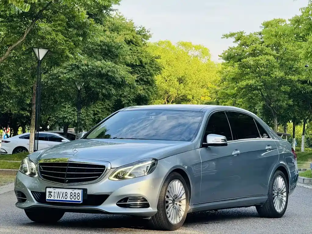 Mercedes-Benz E-Class 2014 — фото 1