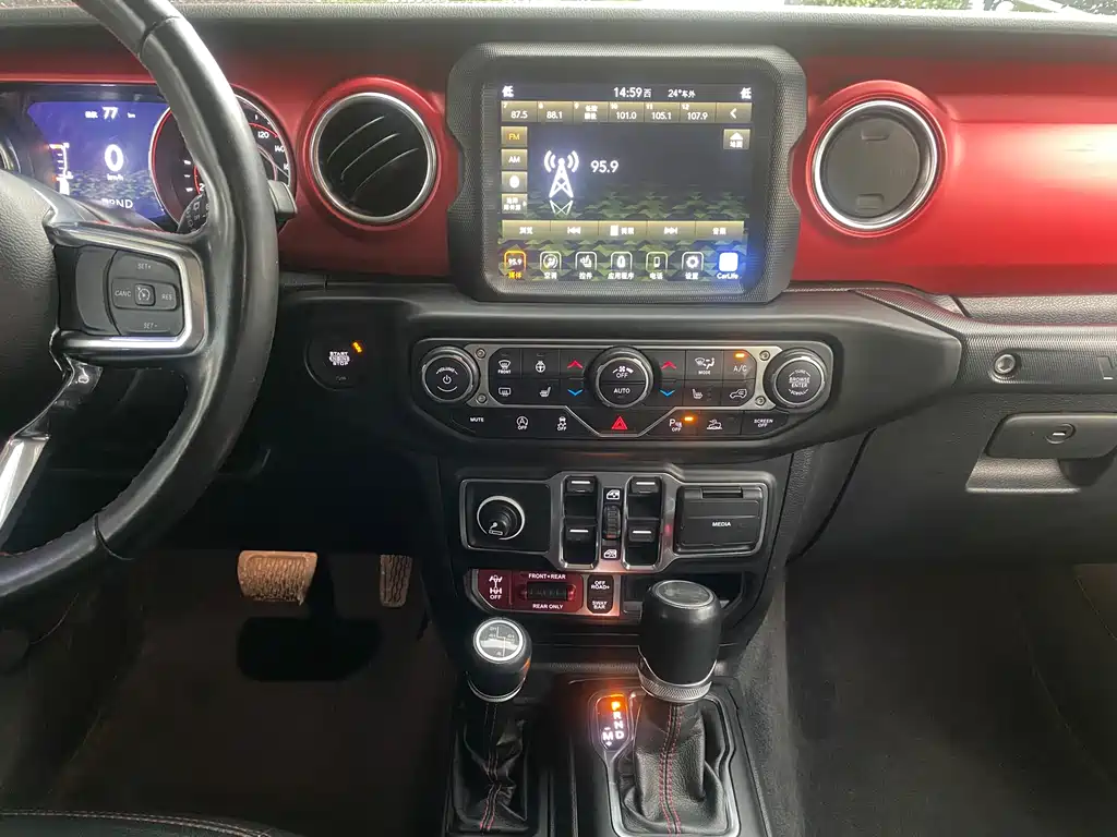 Jeep Wrangler 2024 — фото 10