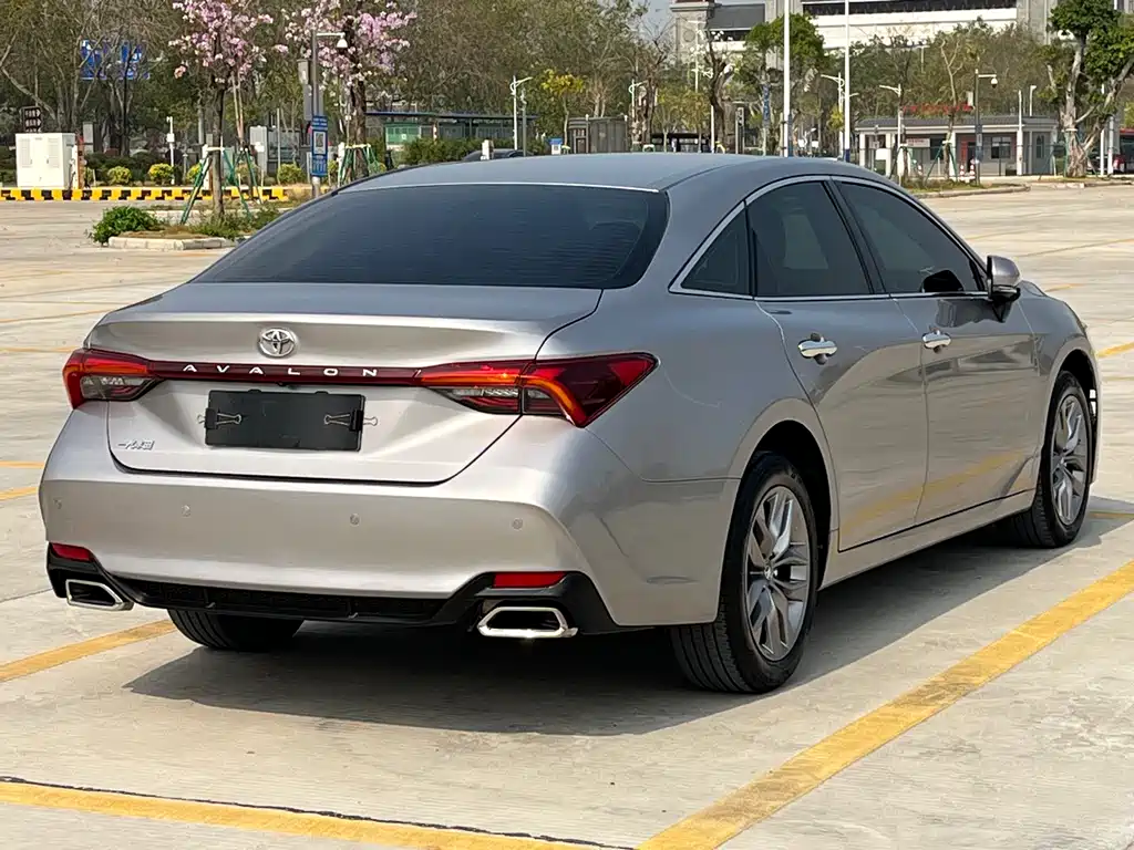 Toyota Avalon 2021 — фото 42