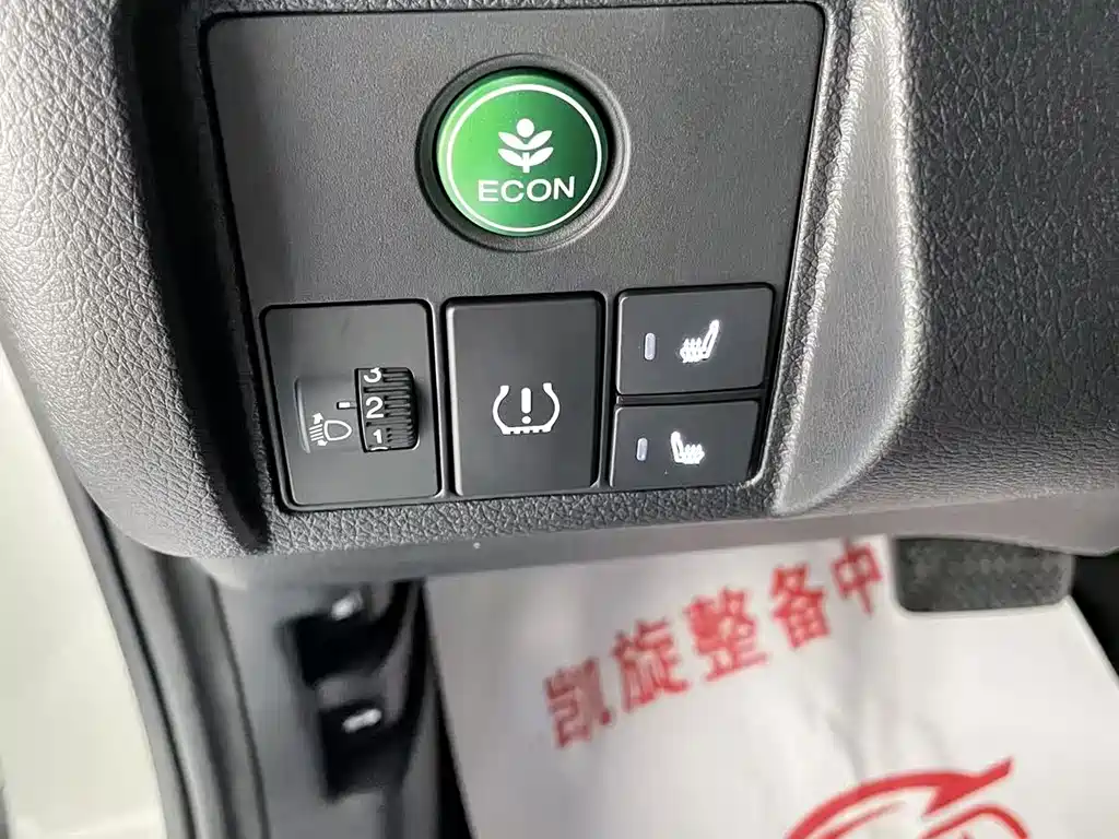 Honda Vezel 2022 — фото 10