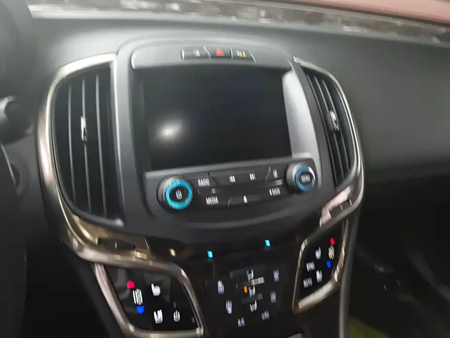 Buick LaCrosse 2014 — фото 13