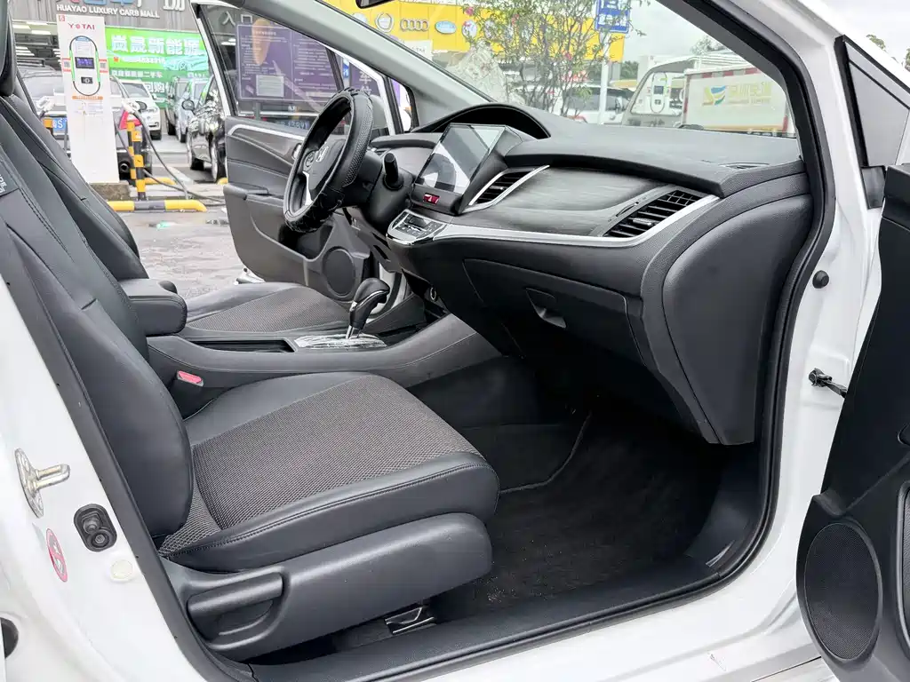 Honda Jade 2019 — фото 7