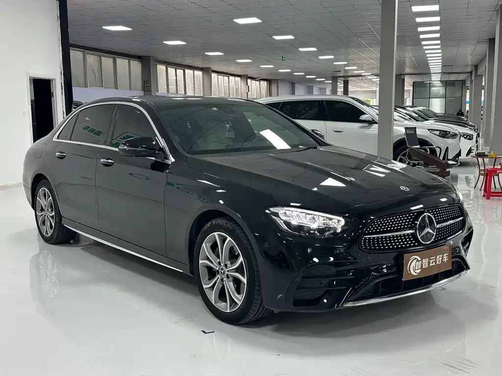 Mercedes-Benz E-Class 2023 — фото 3
