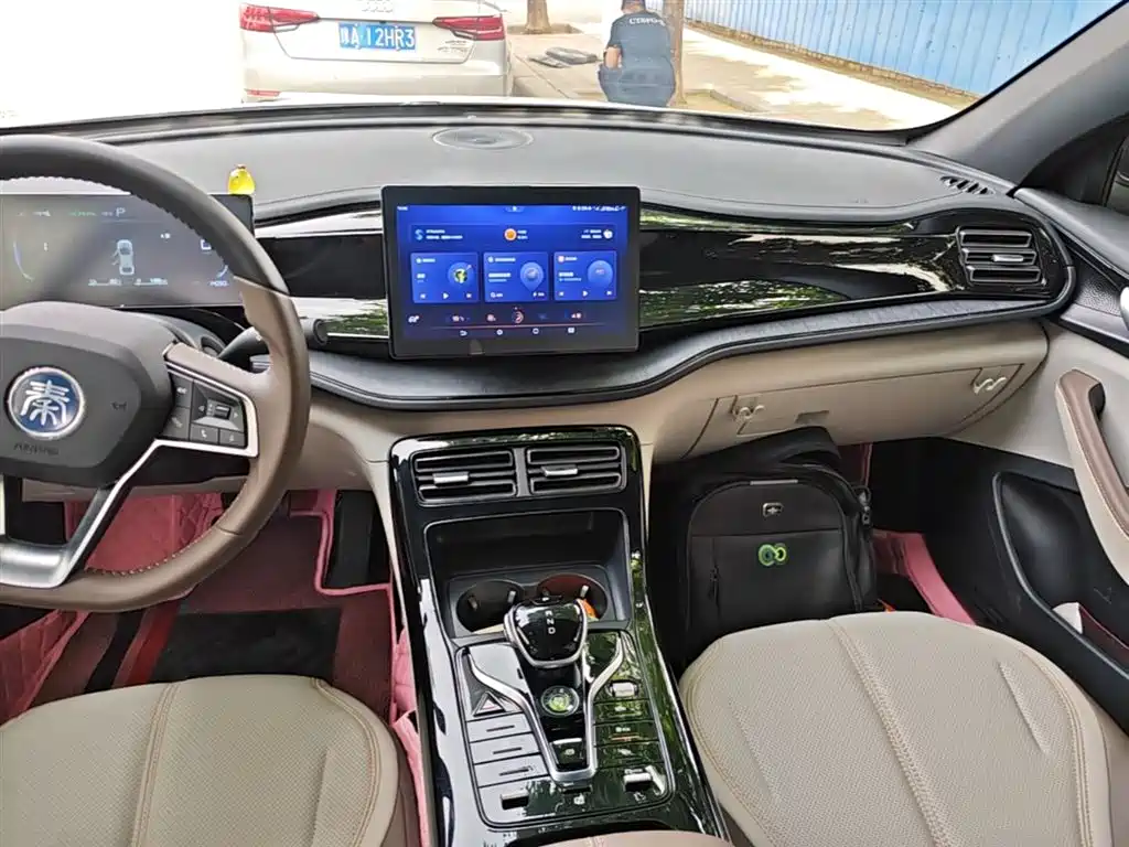 BYD Qin PLUS 2025 — фото 13