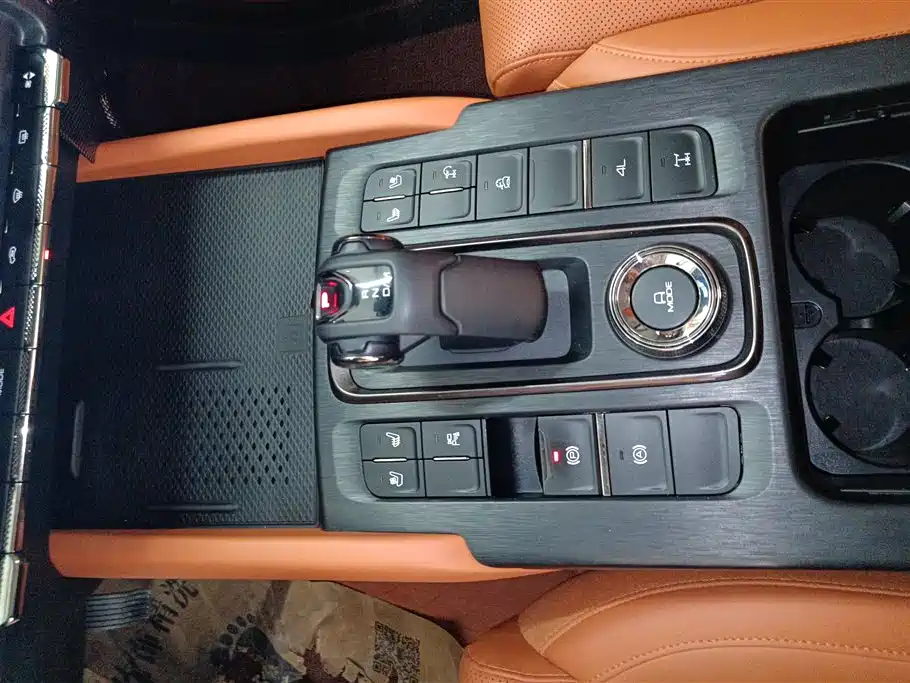 Haval H9 2024 — фото 16