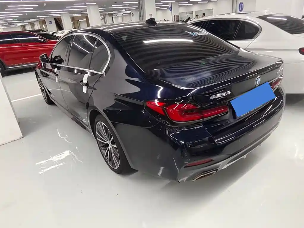 BMW 5 Series 2023