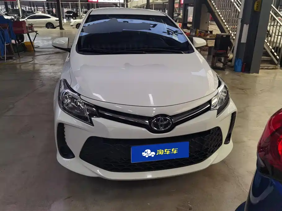 Toyota Vios FS 2023