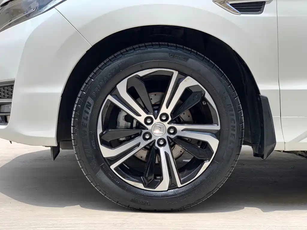Honda UR-V 2018 — фото 14