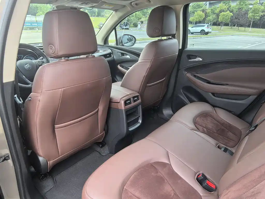 Buick Envision Plus 2016 — фото 14