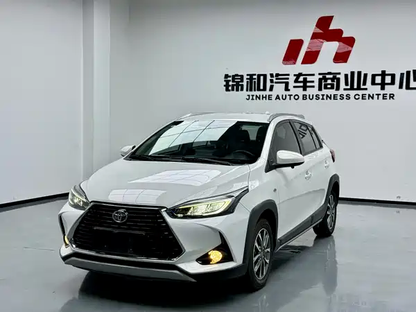 Toyota Yaris L 2022