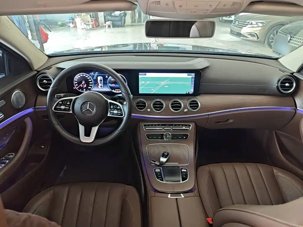 Mercedes-Benz E-Class 2020 — фото 10