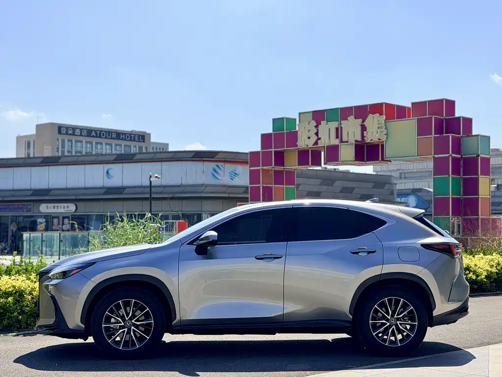 Lexus NX 2023 — фото 5