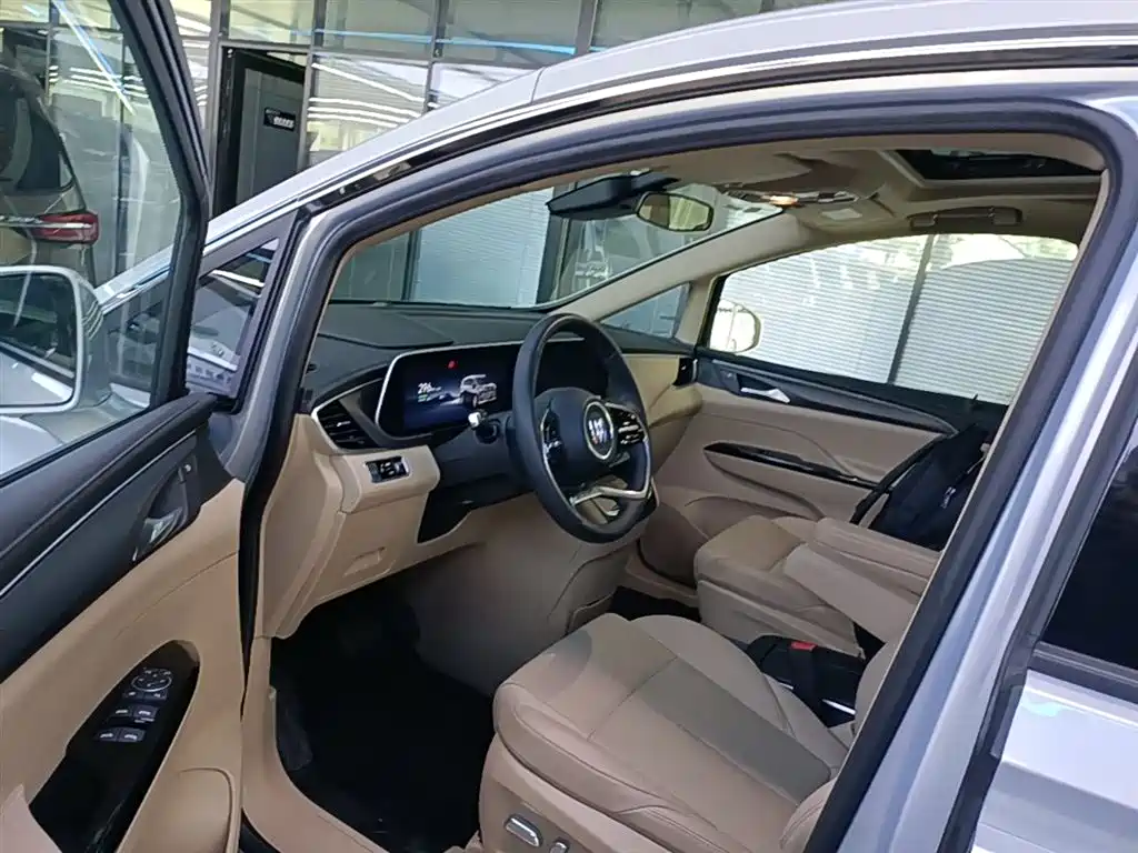 Buick GL8 Hybrid 2025 — фото 16